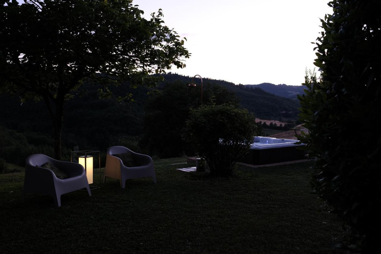 Casa Vacanze Colonnata 古比奥 外观 照片