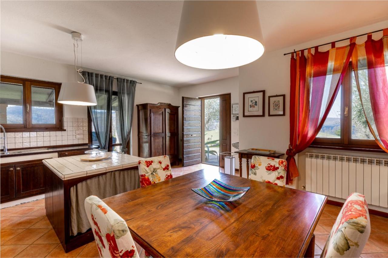 Casa Vacanze Colonnata 古比奥 外观 照片