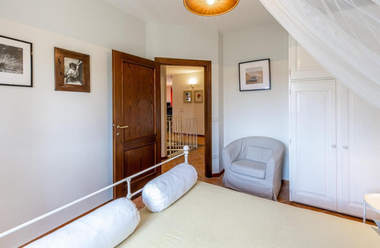 Casa Vacanze Colonnata 古比奥 外观 照片