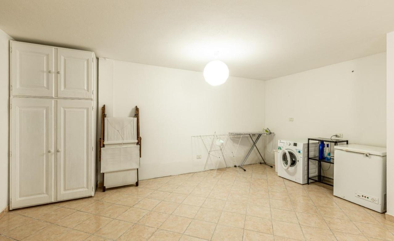Casa Vacanze Colonnata 古比奥 外观 照片
