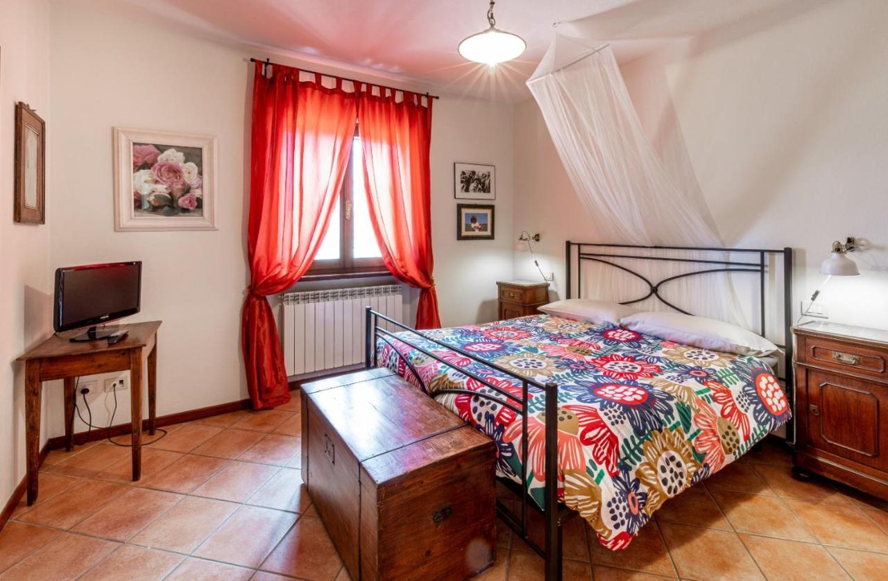 Casa Vacanze Colonnata 古比奥 外观 照片