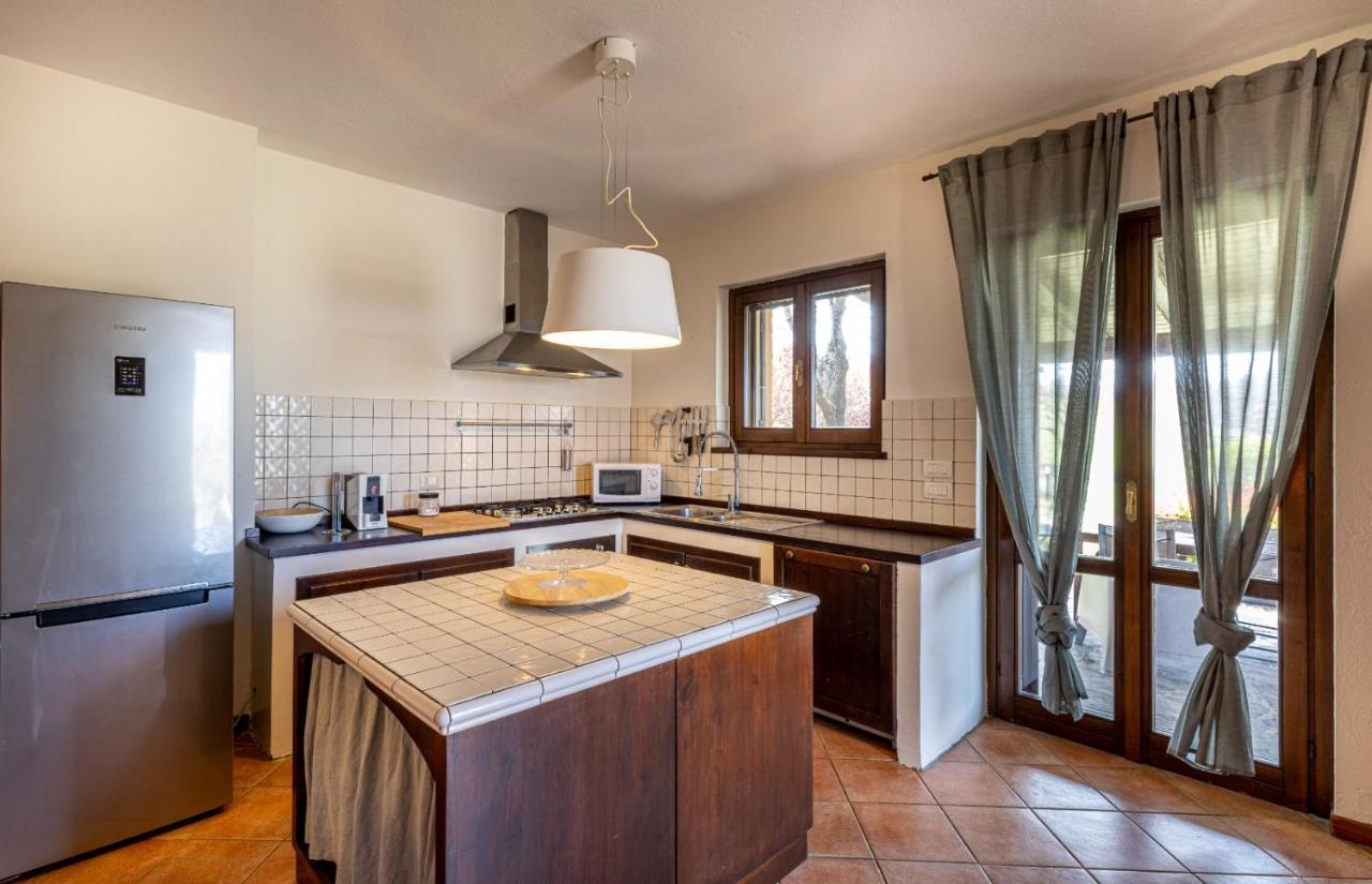 Casa Vacanze Colonnata 古比奥 外观 照片